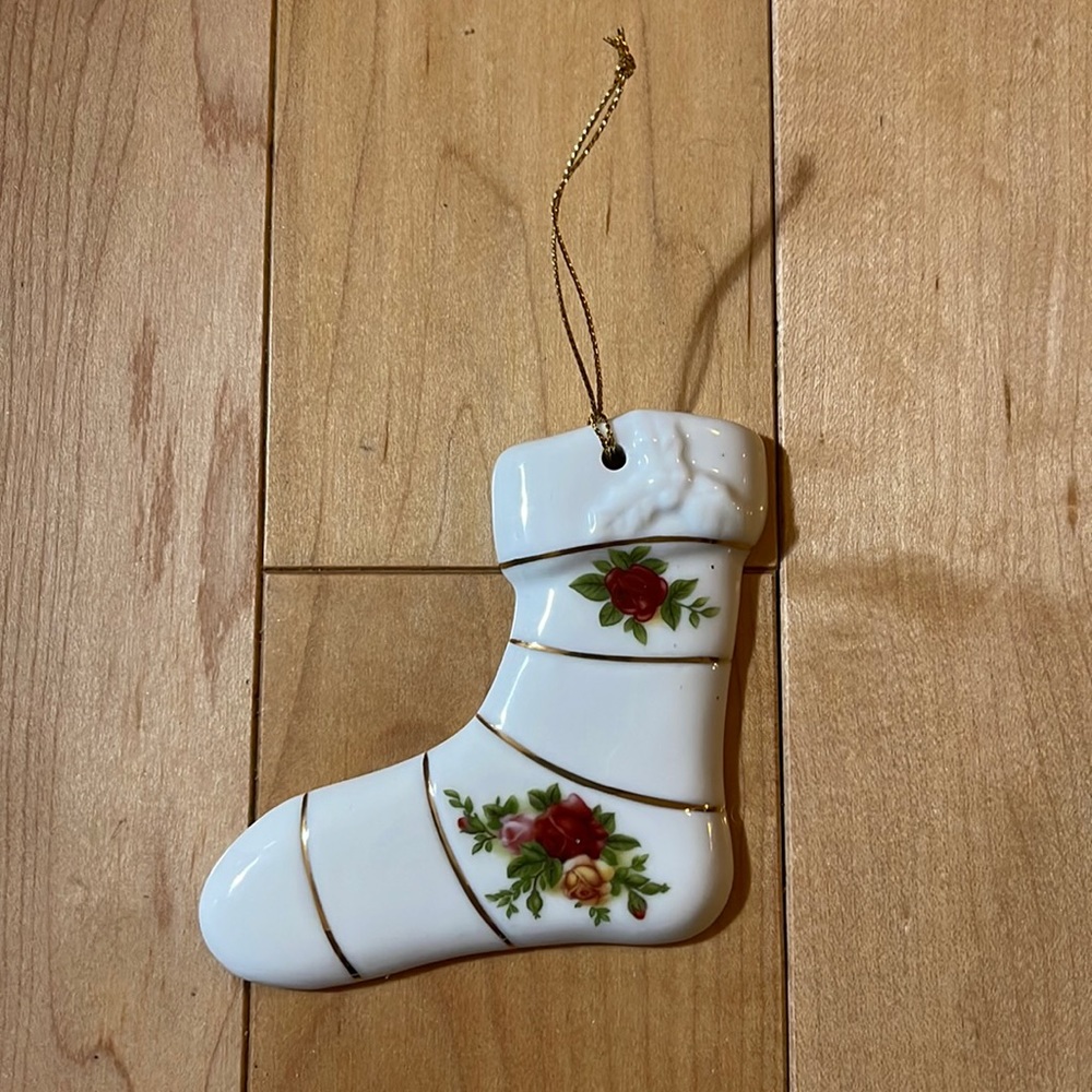 🎄Royal Albert ~ Royal Doulton Brand ~ Christmas Stocking Ornament 🎄